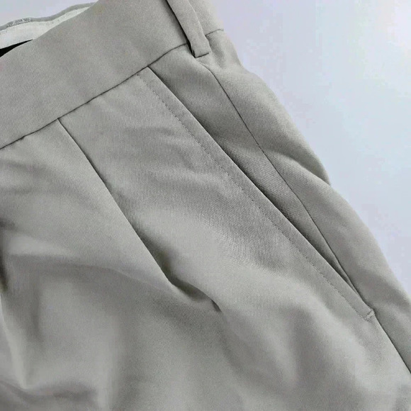 Pro Tour Golf Shorts Adult 40 Ivory Pleated Front Lightweight Men's 40 - Picture 6 of 13